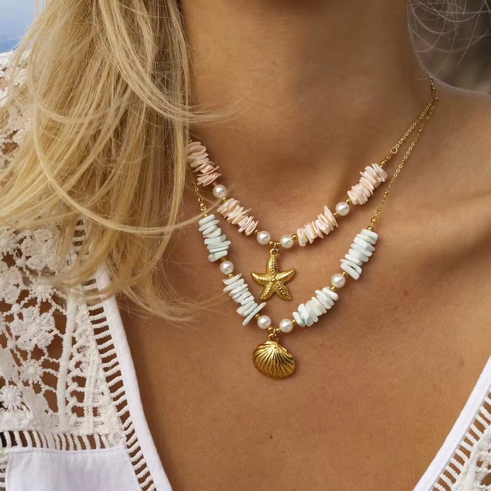18 k gold plated stainless steel   Starfish and shell necklace